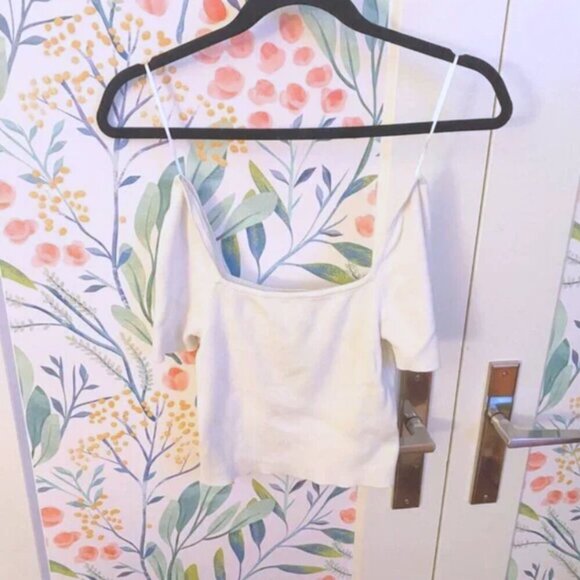 H&M Divided White Ribbed Puff Sleeve Crop Top | Size M - Picture 5 of 6